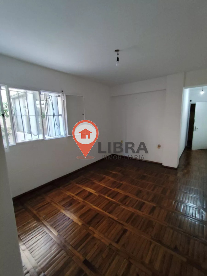 Apartamento ID.8486 - Alquiler Apartamento 1Dormitorio A Una De 18 De Julio Centro