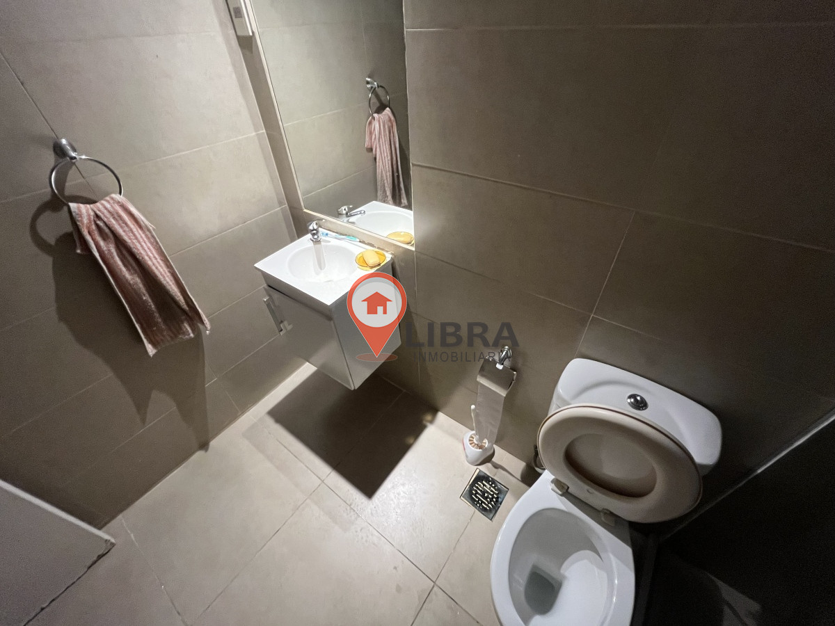Apartamento ID.4221 - Venta Apartamento 2 Dormitorios Patio Interno Ciudad Vieja
