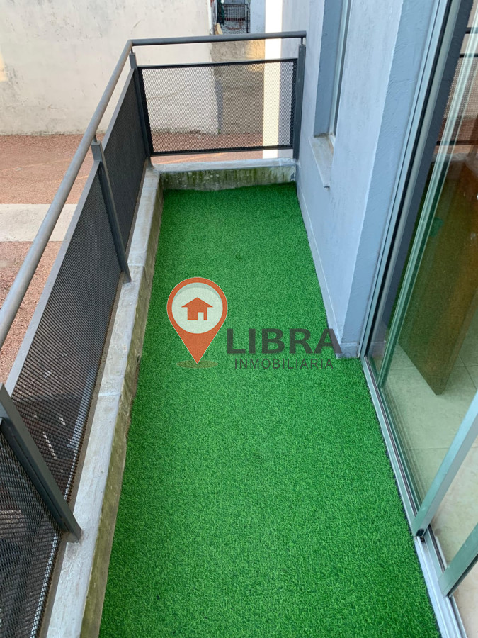 Apartamento ID.5564 - Alquiler Duplex 2 Dorm Balcón Patio Cochera Malvin Norte