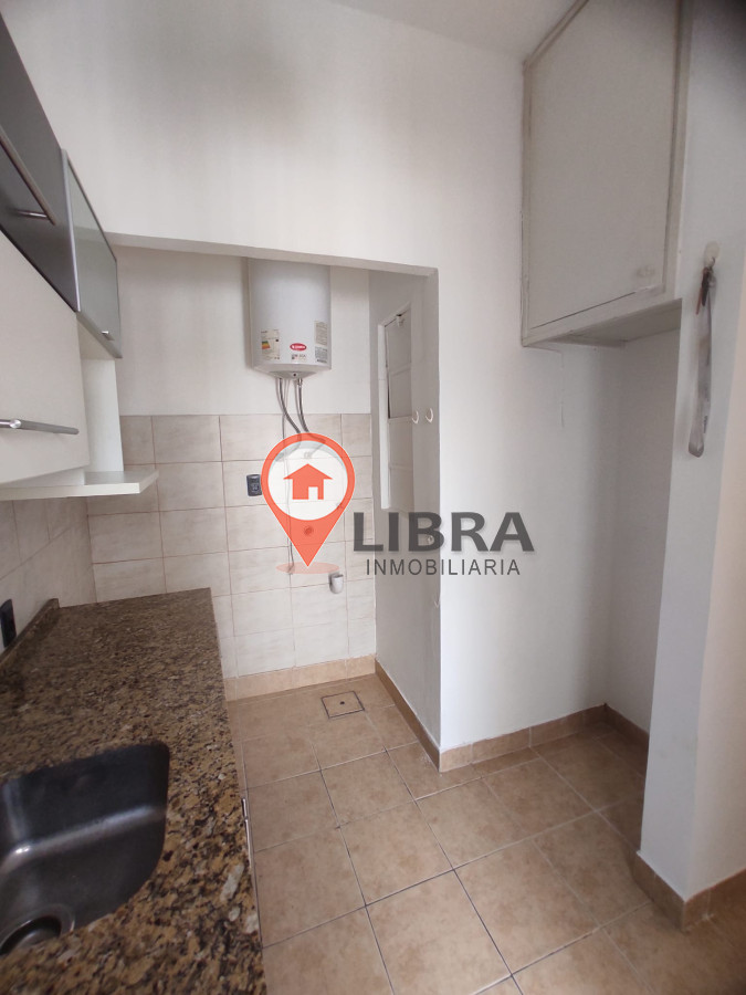 Apartamento ID.7732 - Hermoso Apartamento De 2 Dorm Con Patio y Lindo Jardin 