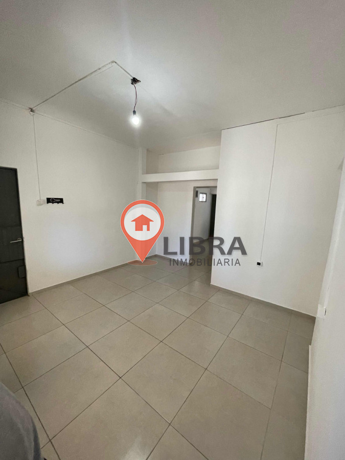 Apartamento ID.7992 - Venta Apartamento 1 Dormitorio Garage Patio Sin Gastos En Villa Española 