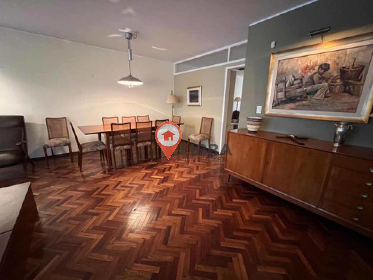 Apartamento ID.7120 - Hermoso Apartamento De 4 Dorm Muy Amplio