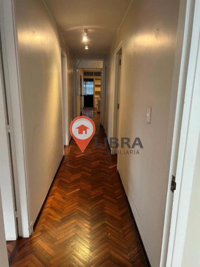 Apartamento ID.7120 - Hermoso Apartamento De 4 Dorm Muy Amplio