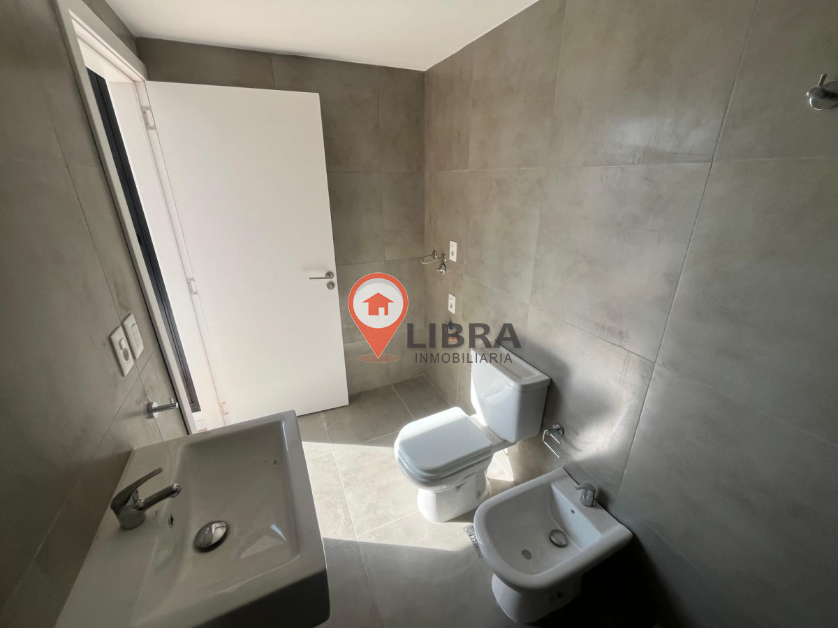 Apartamento ID.6572 - Venta Apartamento A Estrenar Centro 1 Dorm Terraza Parrilero
