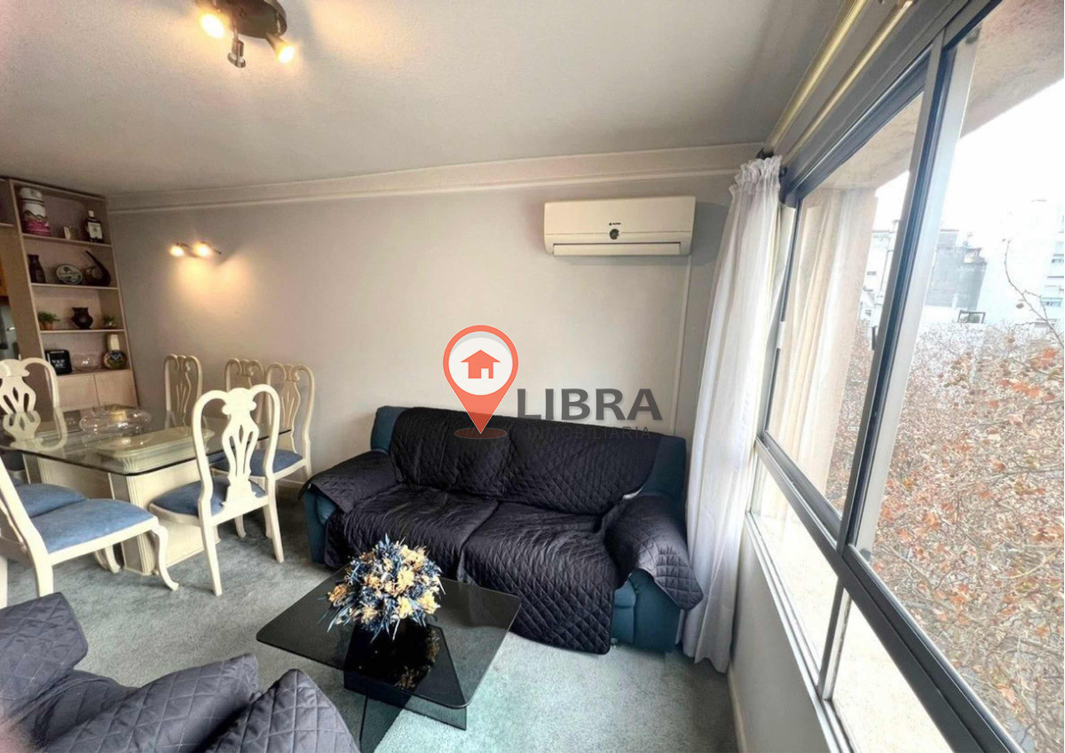 Apartamento ID.6382 - Alquiler Apartamento 2 Dormitorios 2 Baños Amoblado Centro