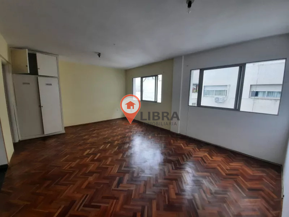 Apartamento ID.7583 - Alquiler Monoambiente, Centro. 