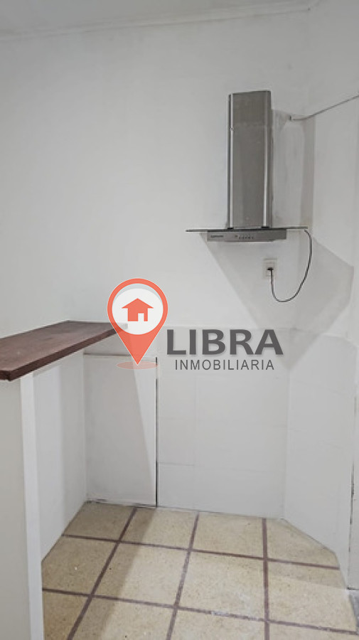 Apartamento ID.9150 - Alquiler Cómodo Apto Al Frente 2 Dormitorios Patio En Parque Rodó