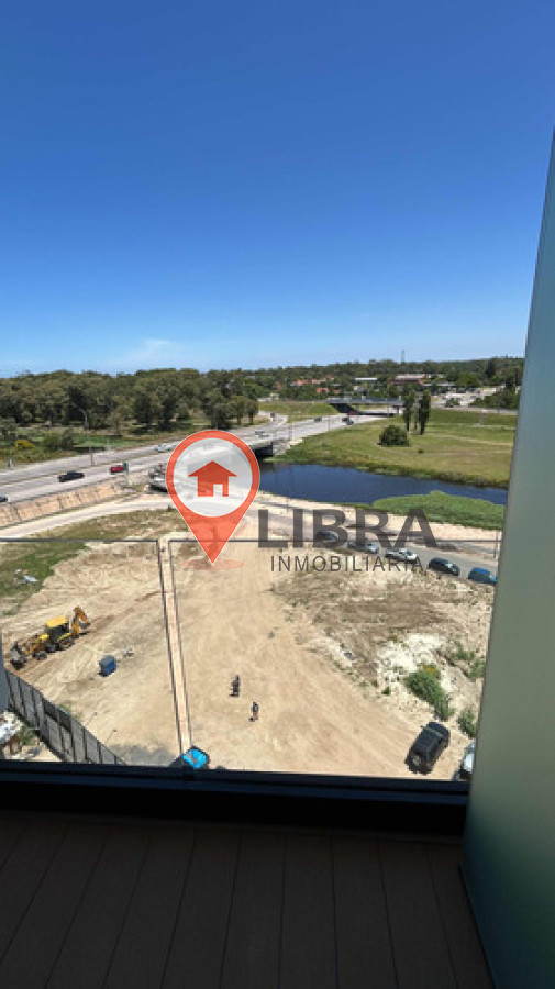 Apartamento ID.7643 - Hermoso Apartamento de 3 Dorm 2 Baños Con Balcón A Estrenar 