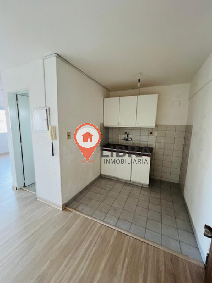 Apartamento ID.9951 - Alquiler Monoambiente Luminoso Cordón Sur