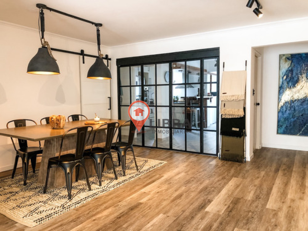 Apartamento ID.4054 - HERMOSO APARTAMENTO! EN POCITOS DE 3 DORMITORIOS, 2 BAÑOS Y GARAJE!