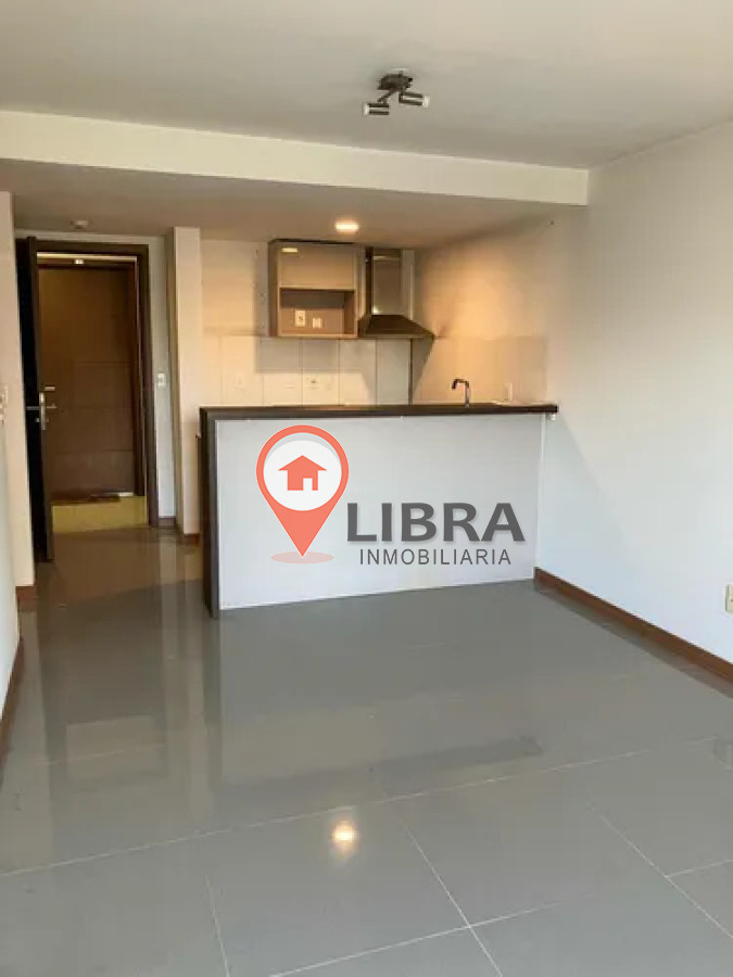 Apartamento ID.9880 - Hermoso Apartamento De 2 Dorm En Centro 
