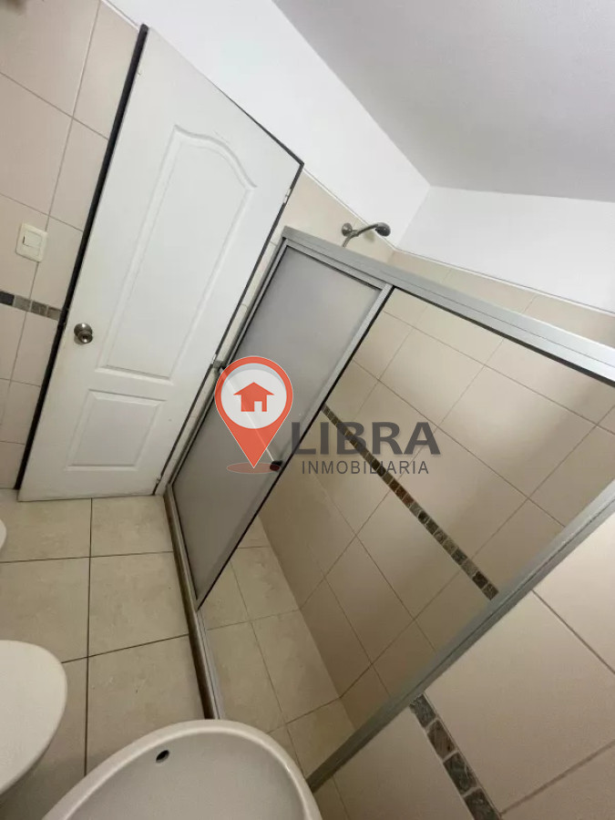Apartamento ID.8126 - Alquiler Apartamento De 1 Dormitorio Con Cochera En Centro