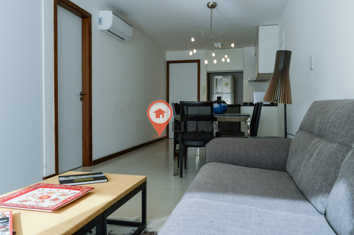 Apartamento ID.7363 - Hermoso Apartamento De 1 Dormitorio En Pocitos Con Balcón Y Garaje Amoblado