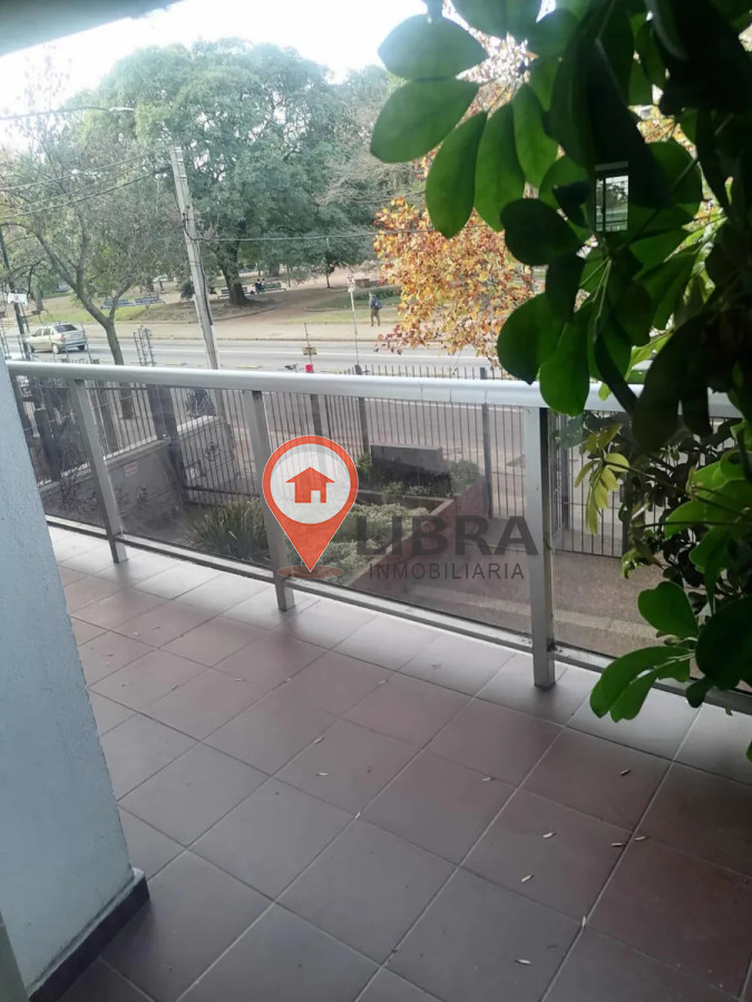 Apartamento ID.9900 - Alquiler Apartamento 2 Dormitorios 2 Baños Garaje En Prado