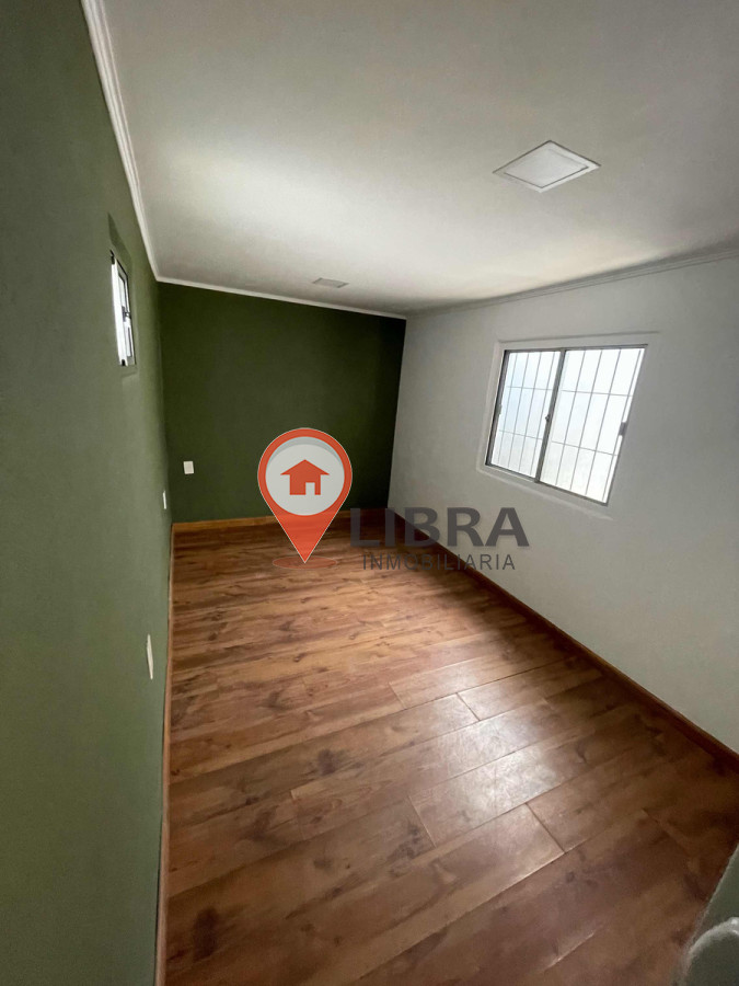 Apartamento ID.8038 - Muy Linda Casa De 1 Dorm Con Cochera 