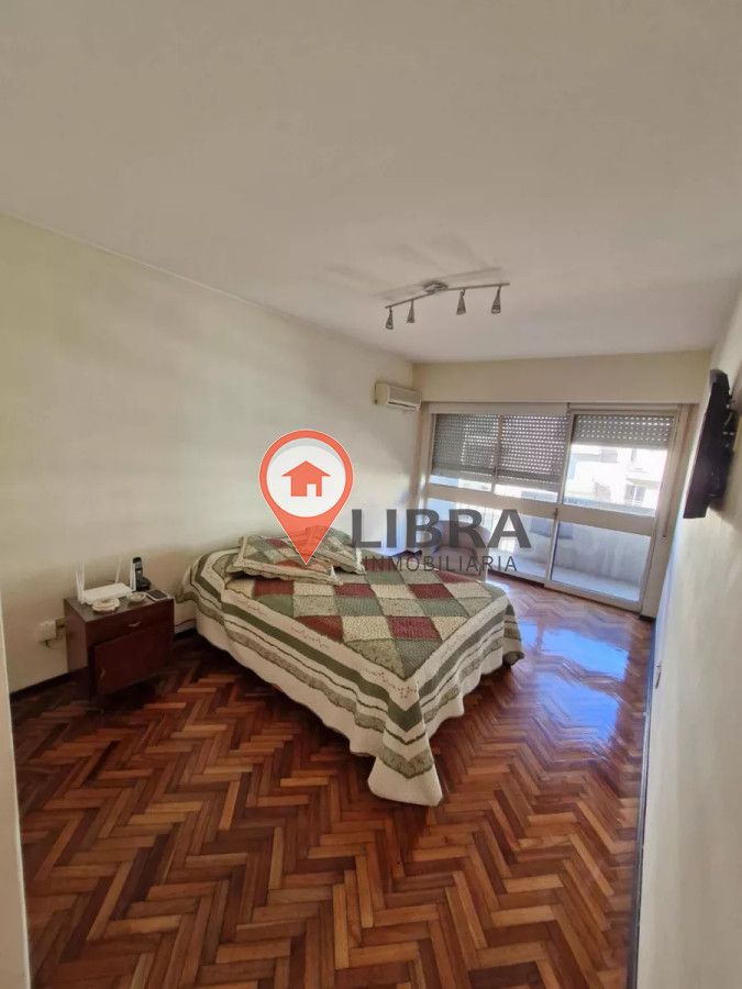 Apartamento ID.8042 - Hermoso Apartamento De 3 Dorm y Garaje Con Balcón 