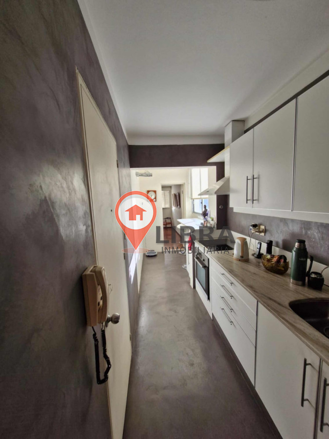 Apartamento ID.8042 - Hermoso Apartamento De 3 Dorm y Garaje Con Balcón 