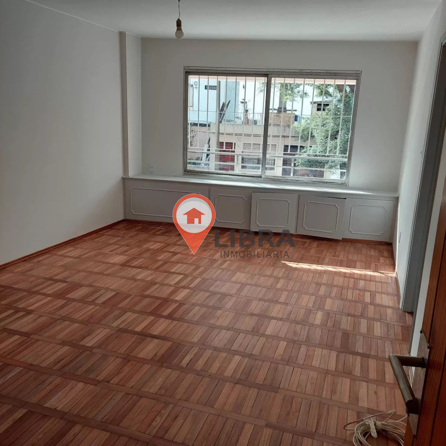 Apartamento ID.8077 - Alquiler Apartamento De 2 Dormitorios 2 Baños En Pocitos