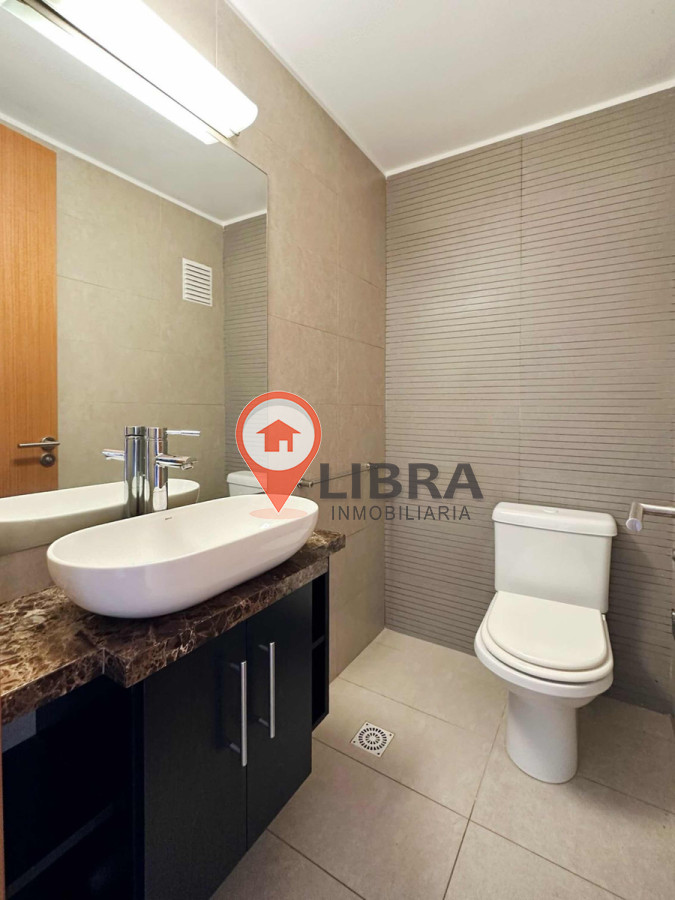 Apartamento ID.4757 - Alquiler Apto 2 Dorm 3 Baños Garage Terraza Punta Carretas