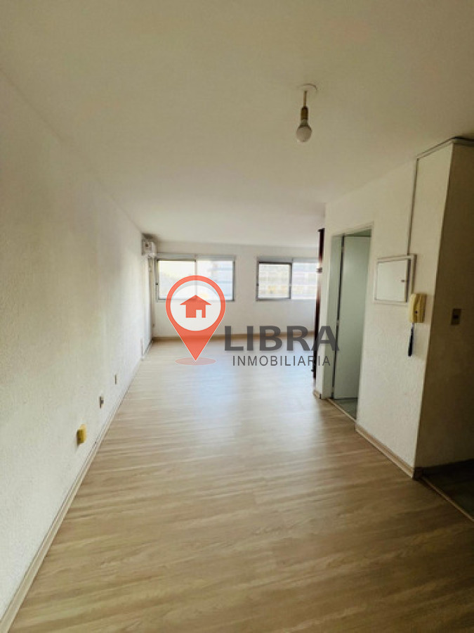 Apartamento ID.9951 - Alquiler Monoambiente Luminoso Cordón Sur