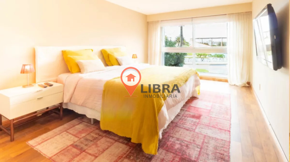 Apartamento ID.8372 - Venta Apartamento De Lujo 3 Suites Amoblado Puerto Del Buceo