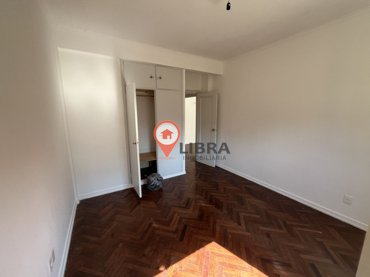 Apartamento ID.8544 - Hermoso Apartamento 3 Dorm 2 Baños  En Ciudad Vieja