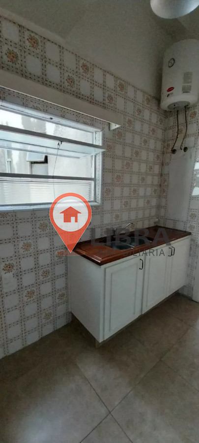 Apartamento ID.8986 - Alquiler Apartamento De 2 Dormitorios 2 Baños En Centro