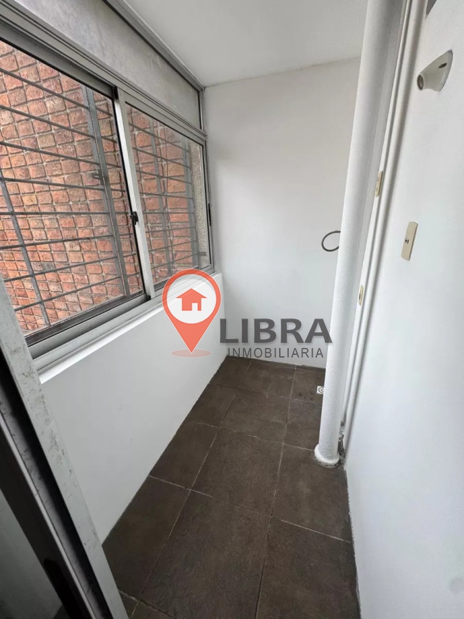 Apartamento ID.8589 - Alquiler Apartamento 3 Dormitorios A Media Del Nuevo Centro