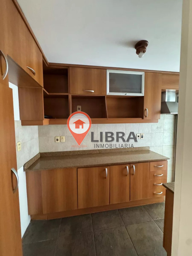 Apartamento ID.8589 - Alquiler Apartamento 3 Dormitorios A Media Del Nuevo Centro