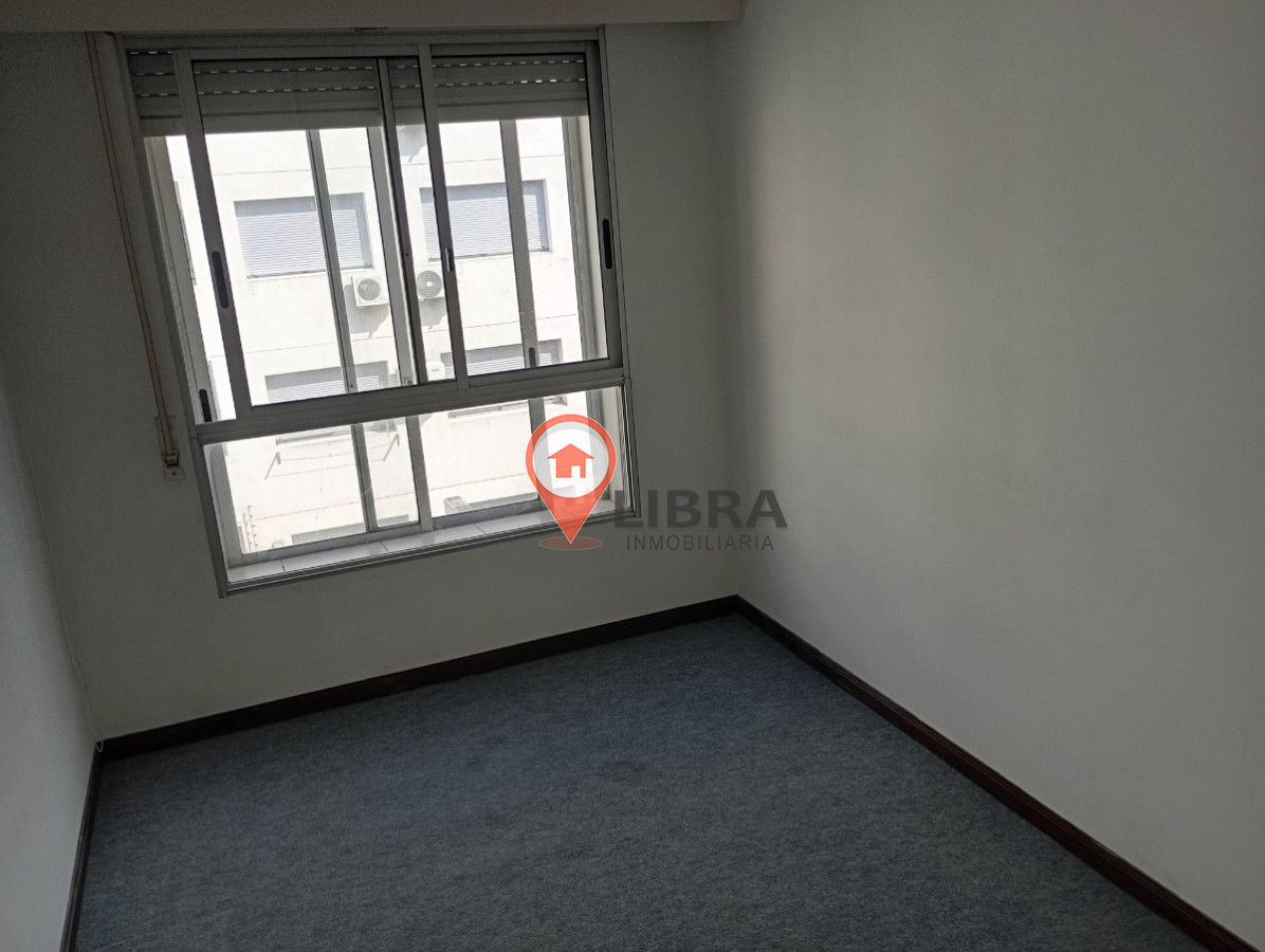 Apartamento ID.8770 - Alquiler De Apartamento De 2 Dormitorios Calefaccion Malvin