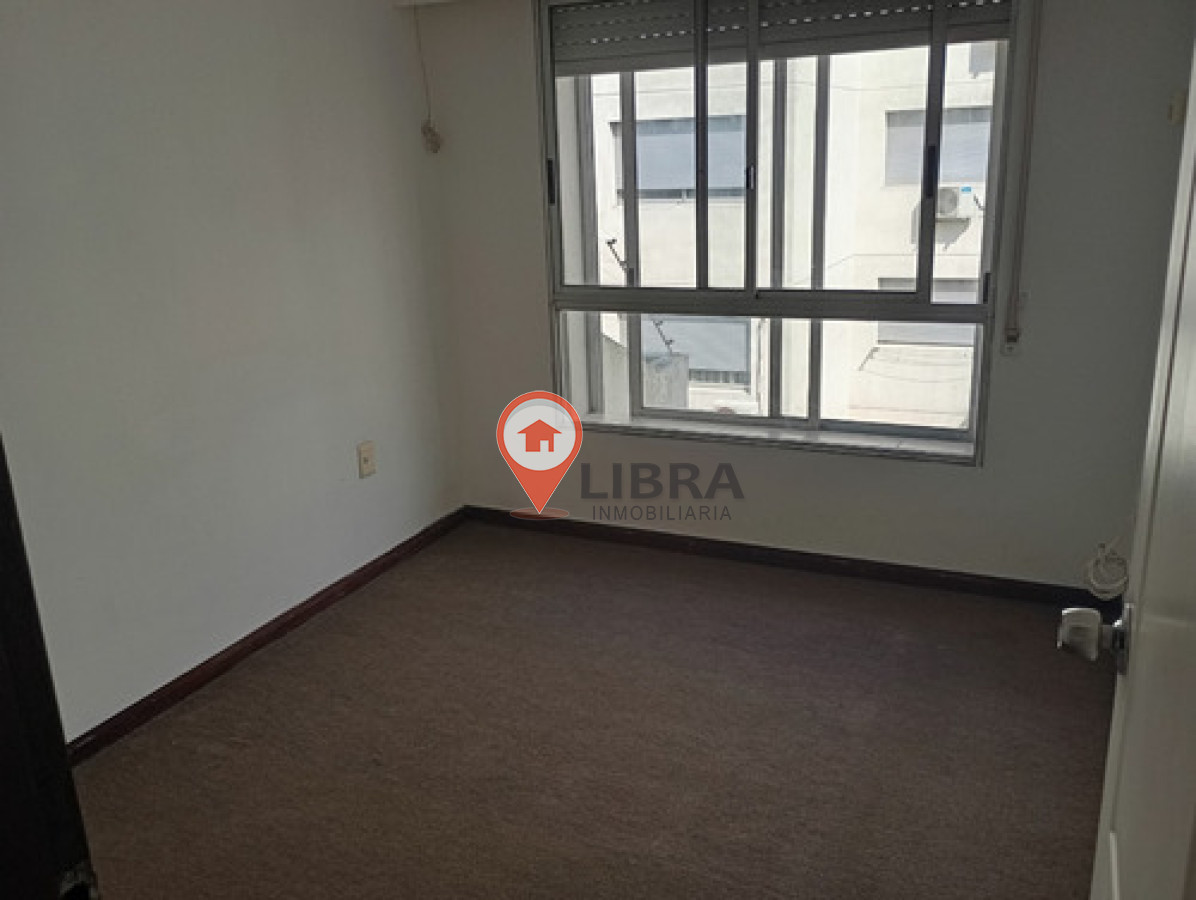 Apartamento ID.8770 - Alquiler De Apartamento De 2 Dormitorios Calefaccion Malvin