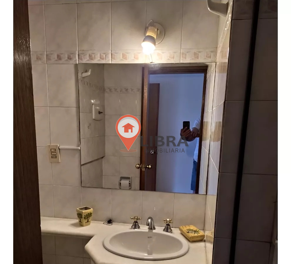 Apartamento ID.8787 - Alquiler Penthouse Duplex 3 Dormitorios 2 Baños 2 Cocheras  En Villa Biarritz
