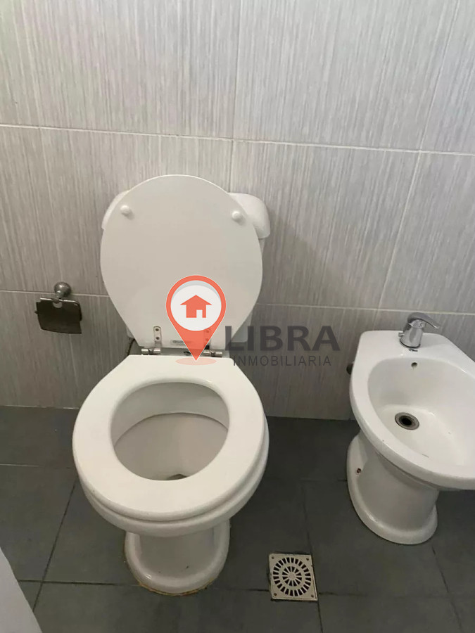 Apartamento ID.8824 - Venta Apartamento 2 Dormitorios Terraza Con Renta En Mercado Modelo