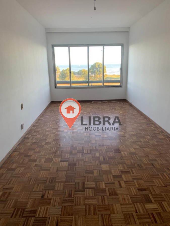 Apartamento ID.8862 - Hermoso Apartamento De 3 Dorm y 2 Baños Malvin