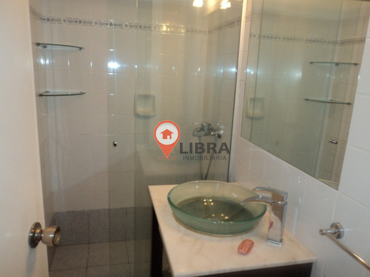Apartamento ID.8958 - Hermoso Apartamento De 2 Dorm 2 Baños Con Balcón