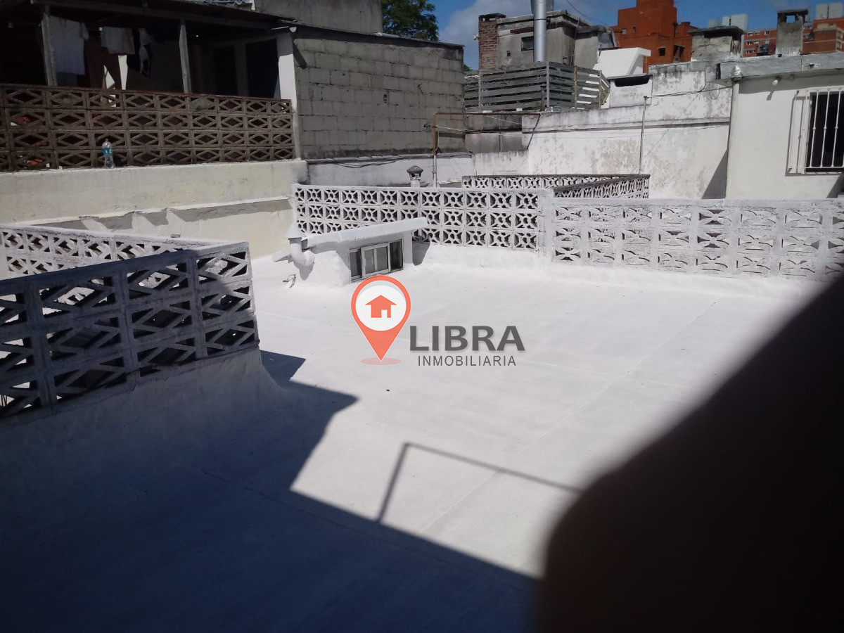 Apartamento ID.4777 - Alquiler Apartamento Iluminado Patio Azotea 2 Dorm Larrañaga