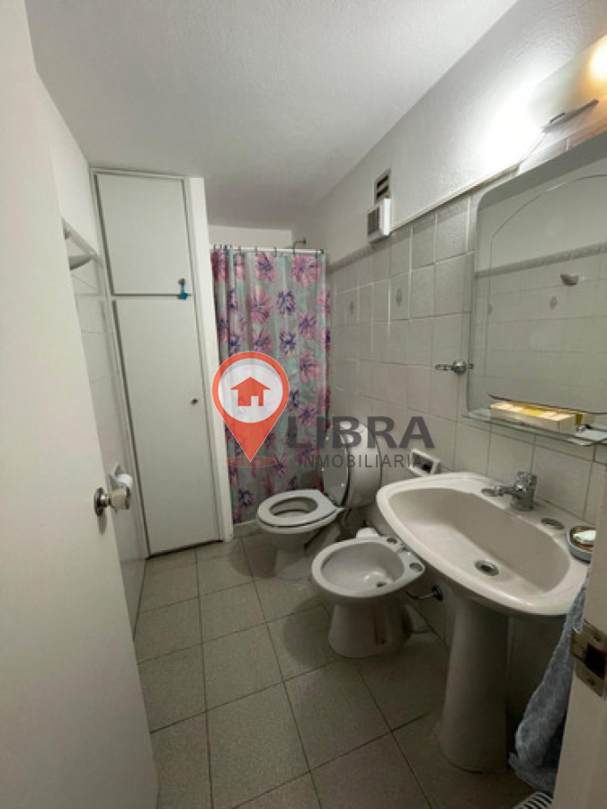 Apartamento ID.10411 - VENTA APARTAMENTO EN BUCEO 2 DORMIORIOS Y BALCÓN!