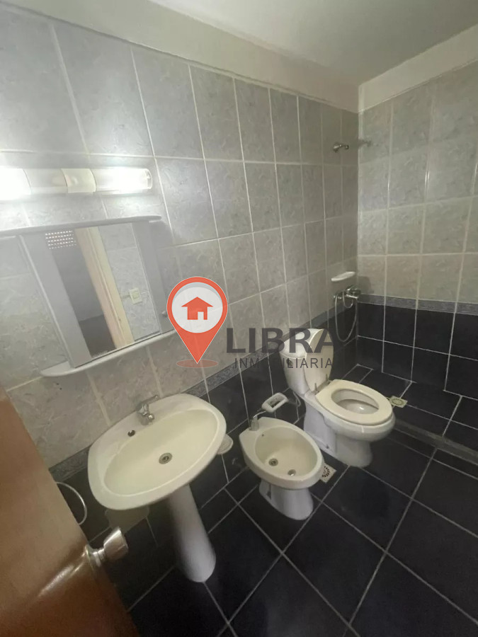 Apartamento ID.9020 - Alquiler Apartamento Al Frente De 1 Dormitorio En Pocitos