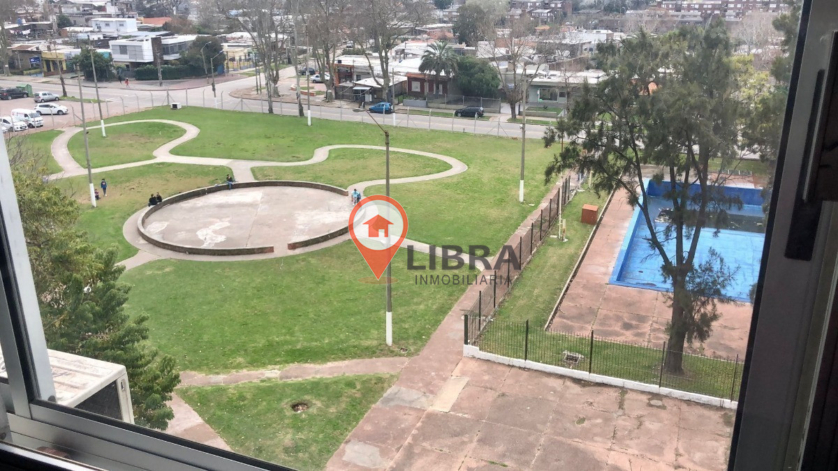 Apartamento ID.9025 - Venta Apartamento 3 Dormitorios Semi Amoblado En Malvín Norte
