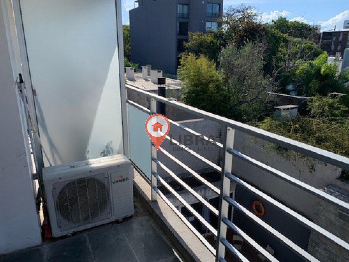 Apartamento ID.9035 - Alquiler Monoambiente Con Balcón En Puerto De Buceo