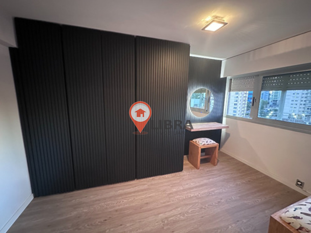 Apartamento ID.9056 - Alquiler Apartamento Amoblado 2 Dormitorios 2 Baños Cochera En Puerto De Buceo