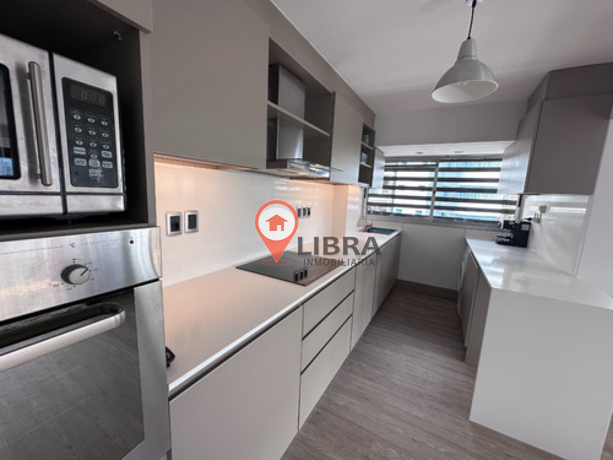 Apartamento ID.9056 - Alquiler Apartamento Amoblado 2 Dormitorios 2 Baños Cochera En Puerto De Buceo