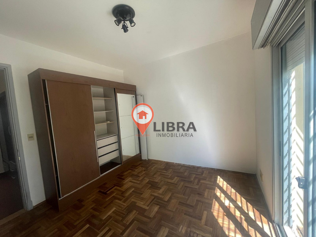 Apartamento ID.7699 - Alquiler Apartamento 2 Dormitorios Al Frente A 50 Mt De Playa Malvin Parrillero