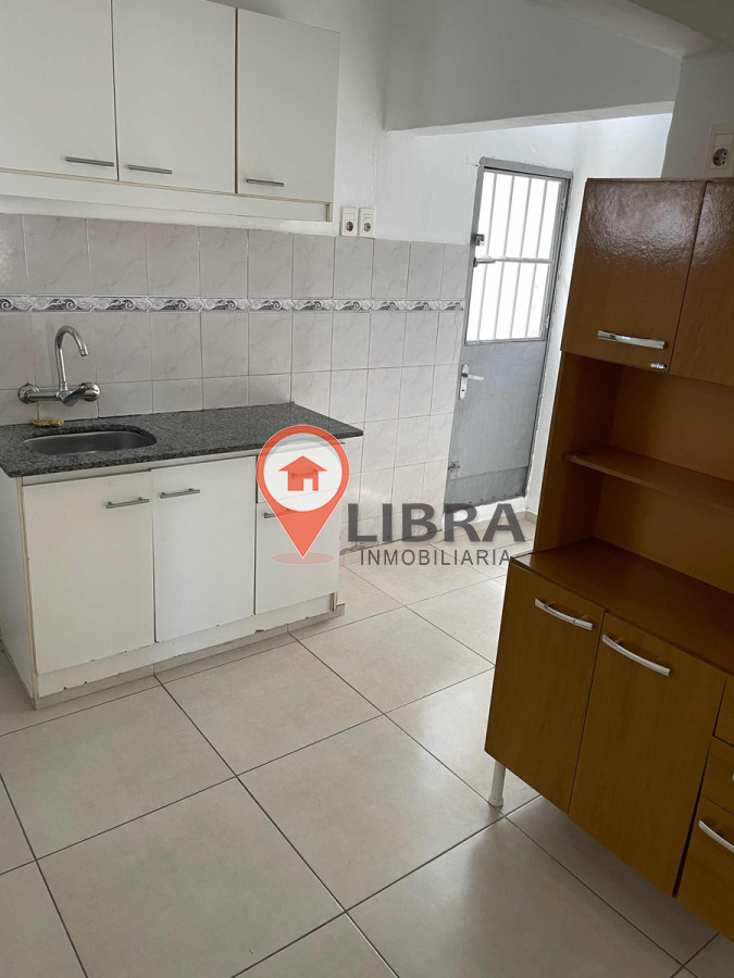 Apartamento ID.7992 - Venta Apartamento 1 Dormitorio Garage Patio Sin Gastos En Villa Española 