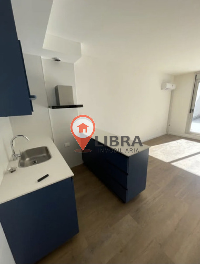 Apartamento ID.9579 - Alquiler Apartamento Cordón, 2 Dormitorios, Balcón, Al Frente