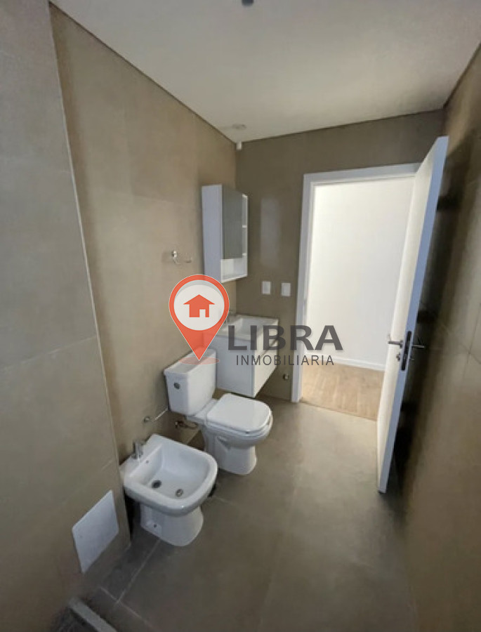 Apartamento ID.9579 - Alquiler Apartamento Cordón, 2 Dormitorios, Balcón, Al Frente