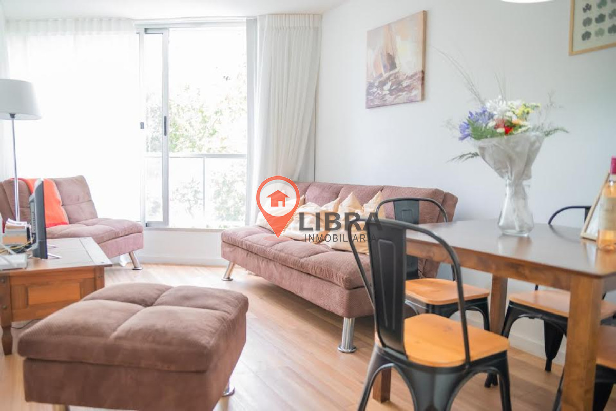 Apartamento ID.9586 - Hermoso Apartamento De 1 Dorm Con Balcón Amueblado