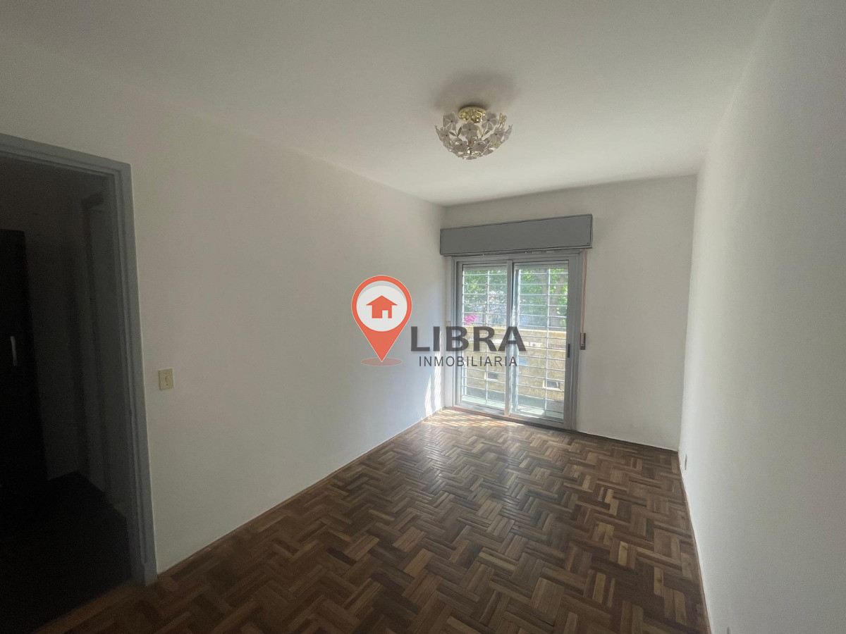 Apartamento ID.7699 - Alquiler Apartamento 2 Dormitorios Al Frente A 50 Mt De Playa Malvin Parrillero