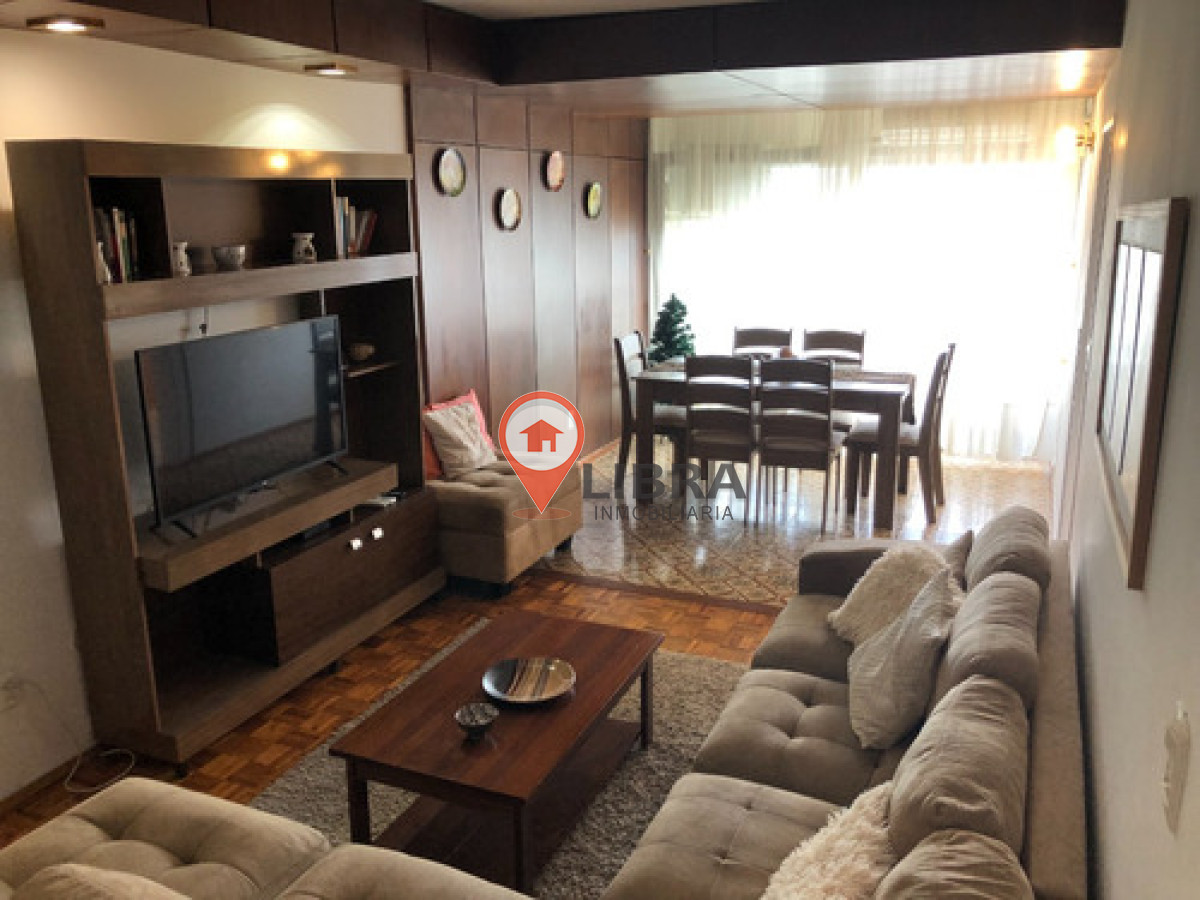 Apartamento ID.8910 - Alquiler Apartamento 2D Punta Carretas Frente Al Mar Amoblado Y Equipado