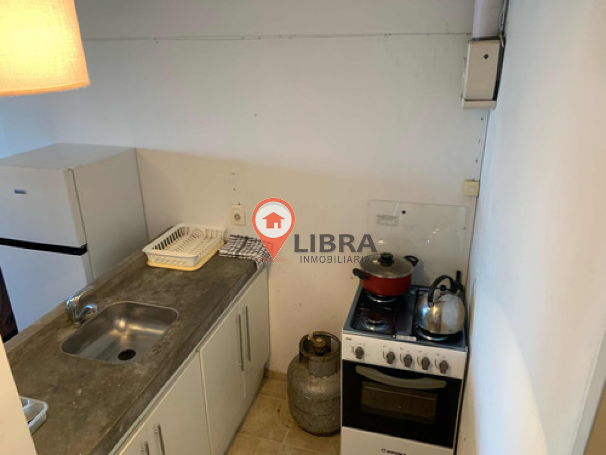 Apartamento ID.9845 - Alquiler De Monoambiente Amoblado En Rambla De Malvin